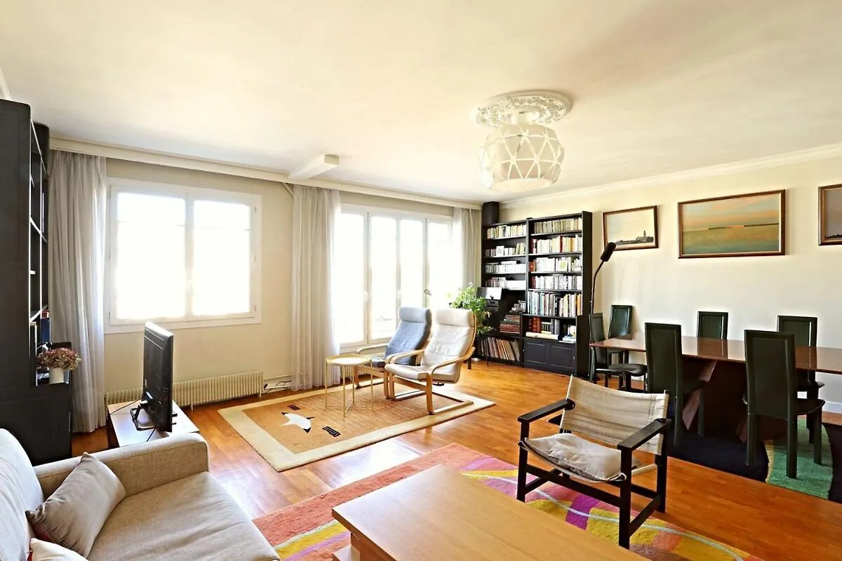 Beautiful Apartment Gobelins Paris 0*,  França